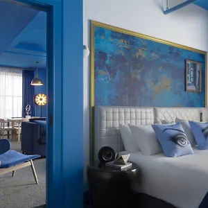 https://angad-arts-hotel.saint-louishotels.com